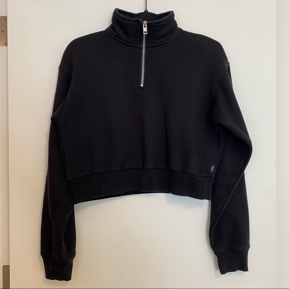 Aritzia Tna Crop Cozy Fleece 1/4 Zip Sweatshirt
